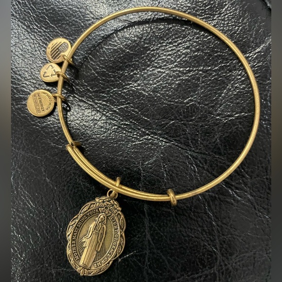 Alex and Ani Mother Mary bracelet - Picture 1 of 5